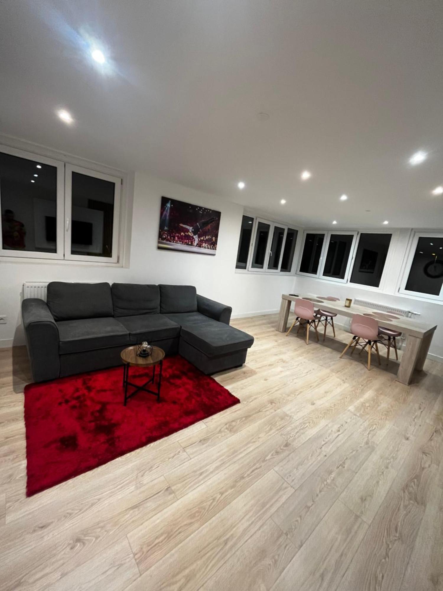 Grande Chambre Dans Loft A Deux Pas De La Plage Dunkirk Exteriér fotografie